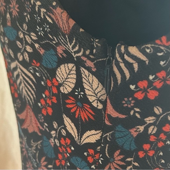 Like New Alya A-Line Fit Flare Floral Pattern Dress Women’s Size Small - Picture 4 of 8